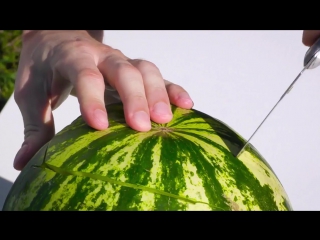 here's what happens if you put sodium in a watermelon