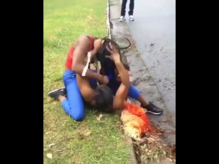 fights fights tin. black girls grabbed each other's hair and fought
